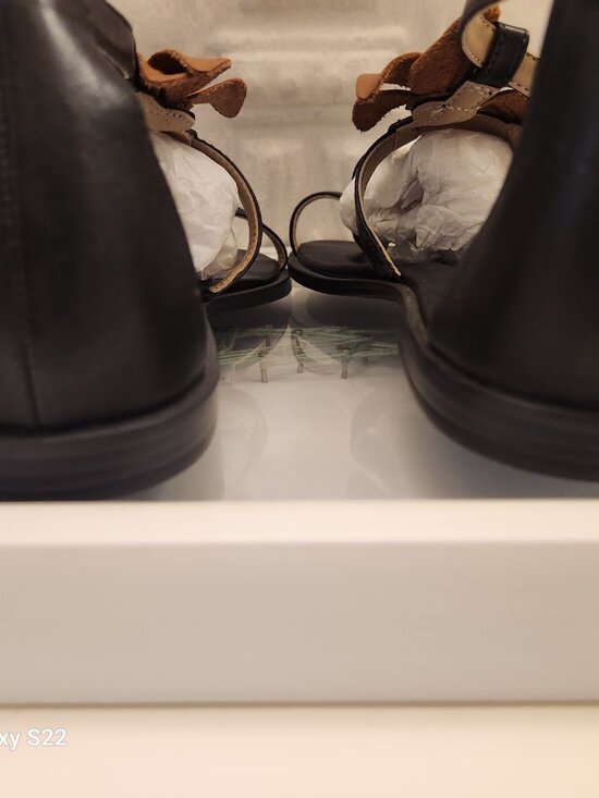 Naturalizer | Shoes | Naturalizer Farah Blackbrown Sandals  Naturalizer \